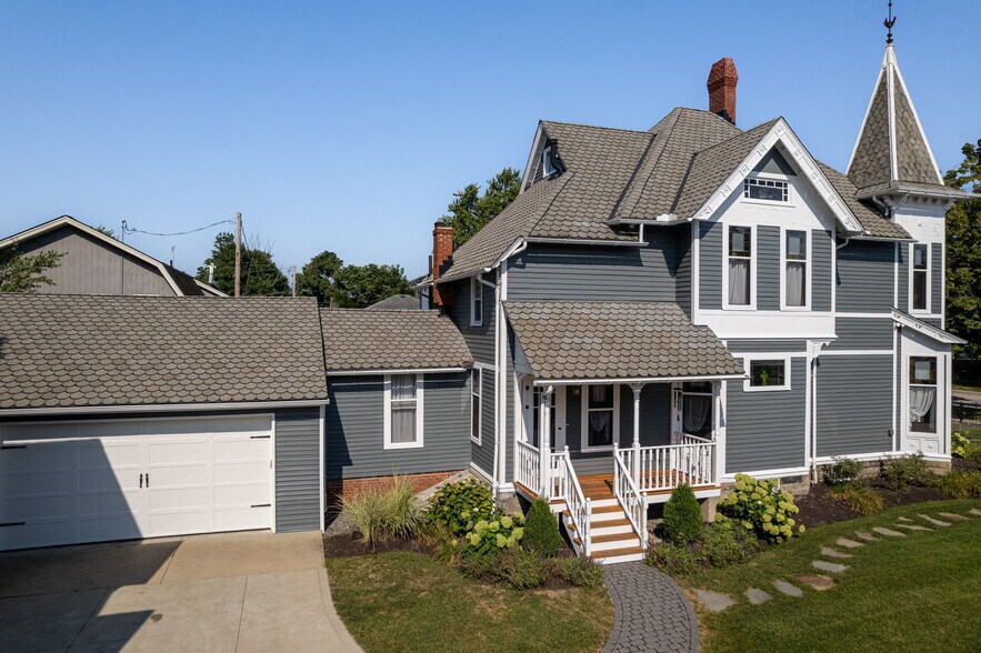 More Photos Of 236-238 West Liberty st, Medina Office For Sale