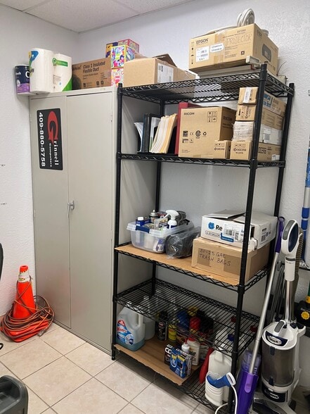 More Photos Of 575 7th St, Beaumont Office For Sale