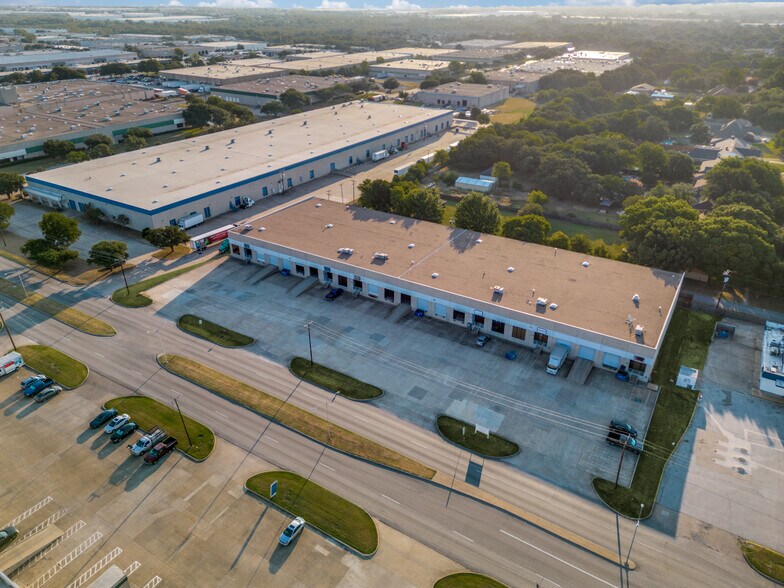 More Photos Of 1922-1938 N Great Southwest Pky, Grand Prairie Distribution For Lease