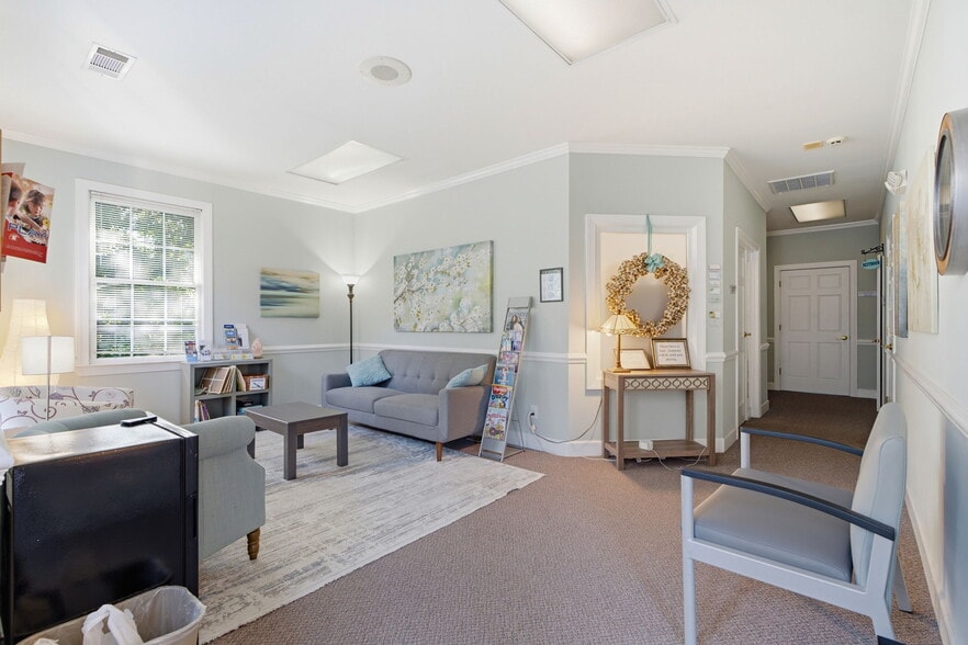 More Photos Of 2854 Johnson Ferry Rd, Marietta Office For Sale