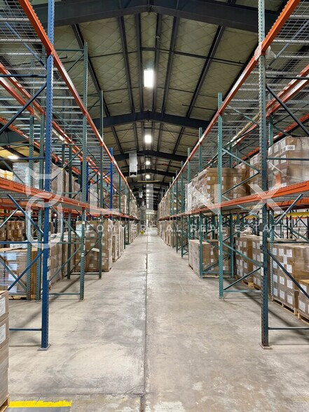 More Photos Of 444 N Industrial Dr, St George Distribution For Lease