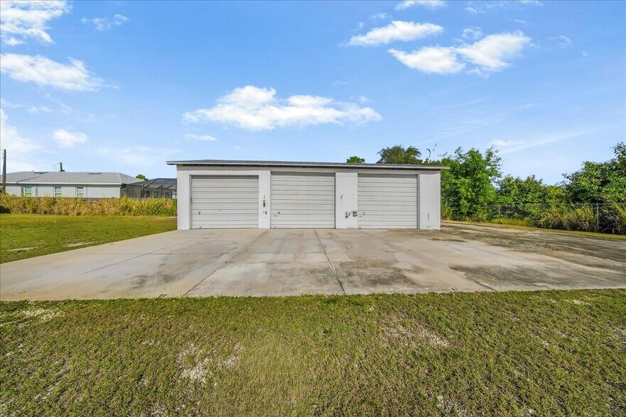 More Photos Of 10401 W Terry St, Bonita Springs Restaurant For Sale