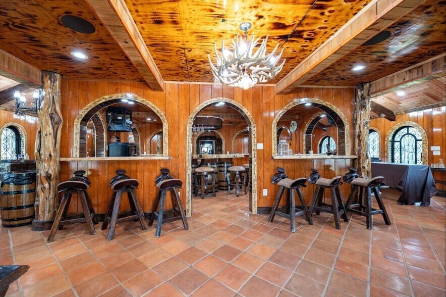 More Photos Of 1920 Frelsburg Rd, Alleyton Specialty For Lease