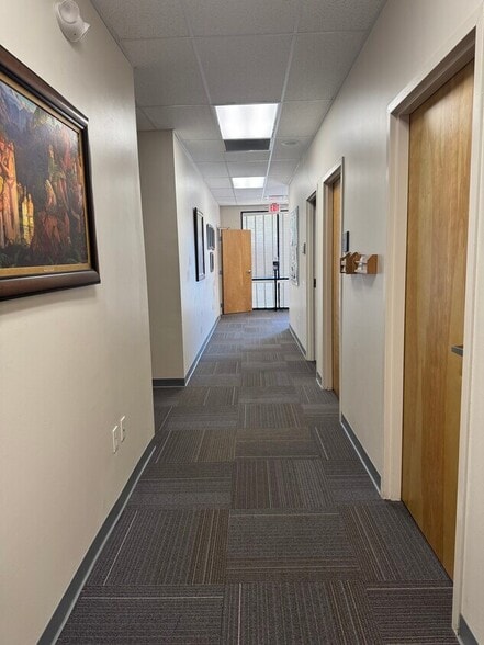 More Photos Of 4000 Wilkinson Blvd, Charlotte Office Residential For Lease