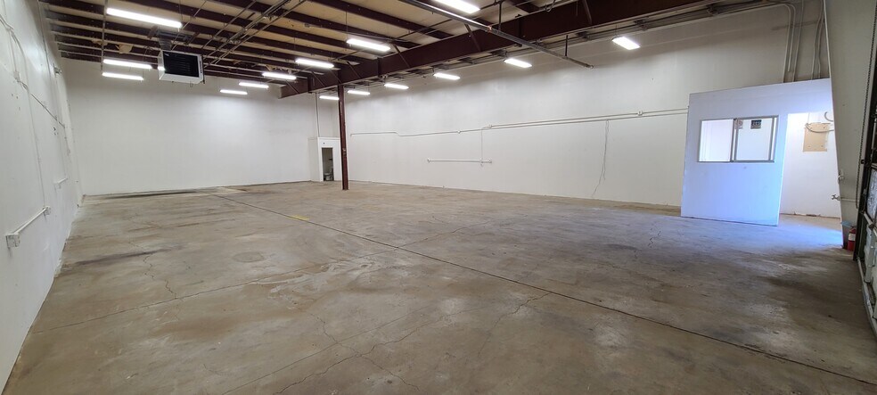 Primary Photo Of 2443-2455 McGilchrist St SE, Salem Warehouse For Lease