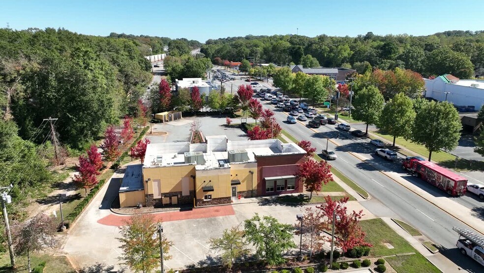 Primary Photo Of 1071 Tiger Blvd, Clemson Restaurant For Lease