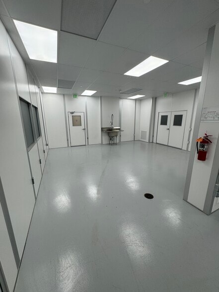 More Photos Of 190 E San Antonio Dr, King City Industrial For Sale