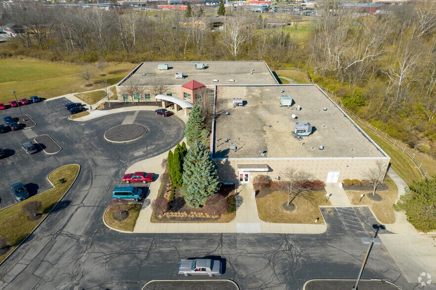 More Photos Of 4300-4310 Clime Rd, Columbus Medical For Lease