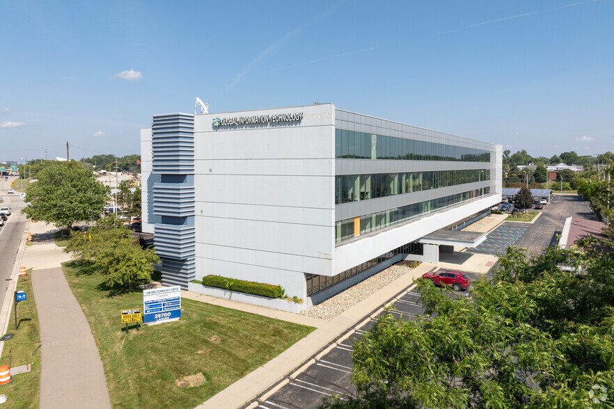 Primary Photo Of 26700 Lahser Rd, Southfield Office For Lease