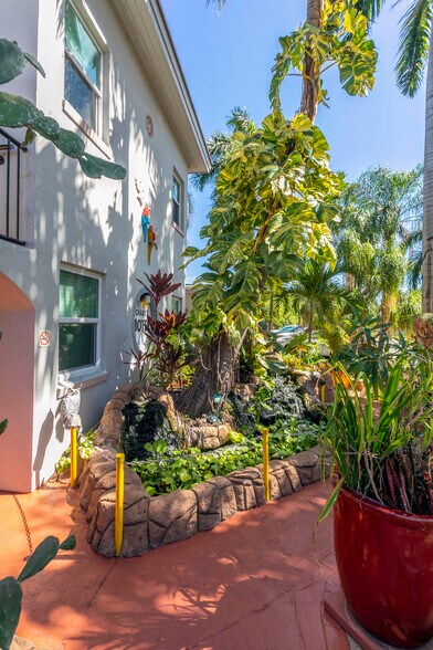 More Photos Of 1219 S Federal Hwy, Hollywood Hotel For Sale