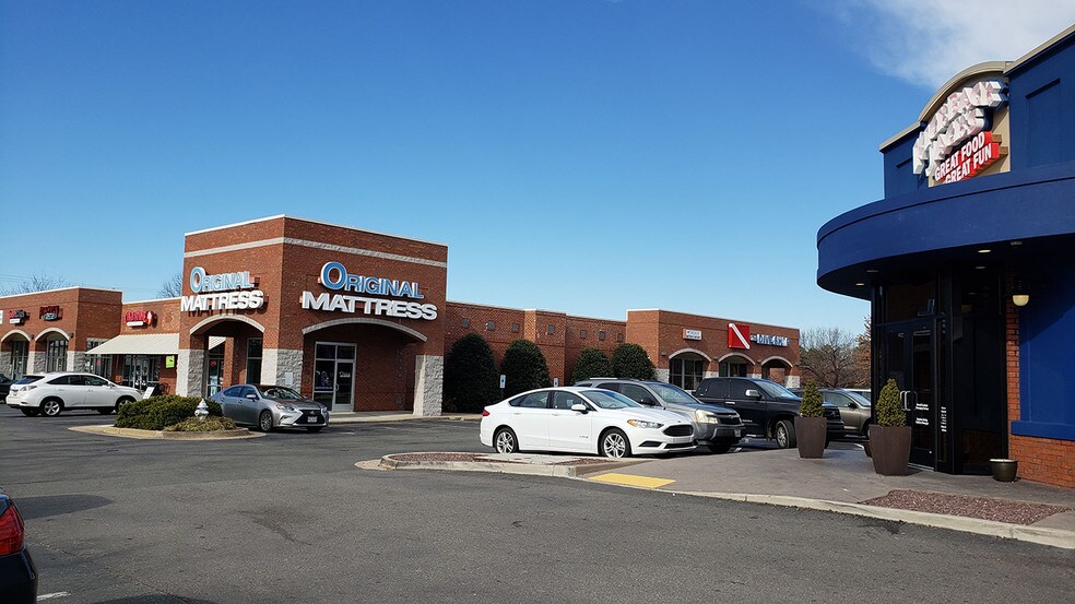 More Photos Of 9320 W Broad St, Richmond Freestanding For Lease