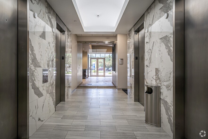 More Photos Of 7515 S Main St, Houston Medical For Lease