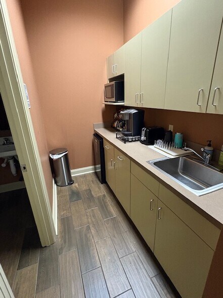 More Photos Of 40-B Louis Prima Drive, Covington Office For Lease