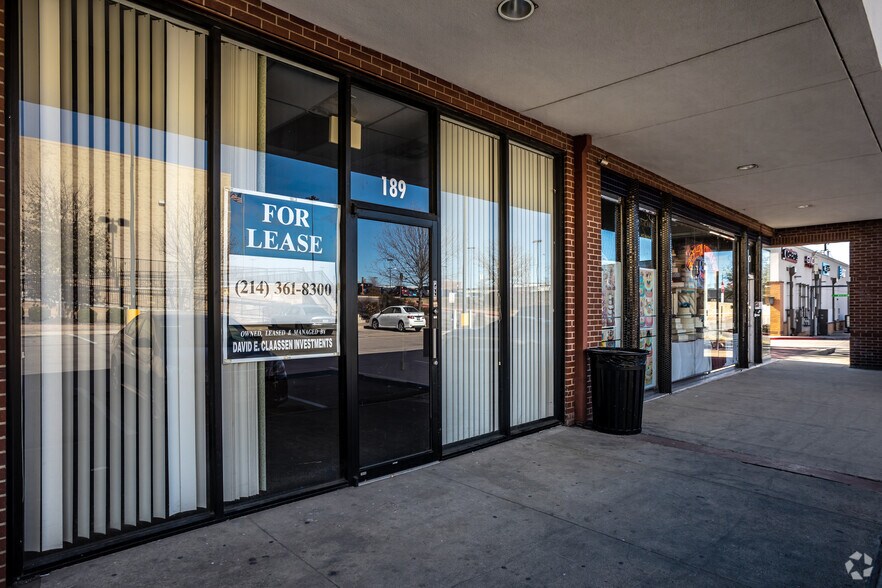 More Photos Of 3701 W Northwest Hwy, Dallas Unknown For Lease
