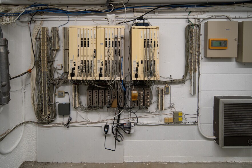 More Photos Of 235 North St, Buffalo Medical For Sale