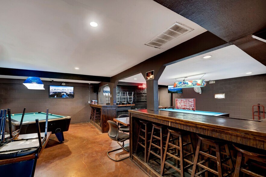 More Photos Of 4219 Culebra Rd, San Antonio Flex For Sale