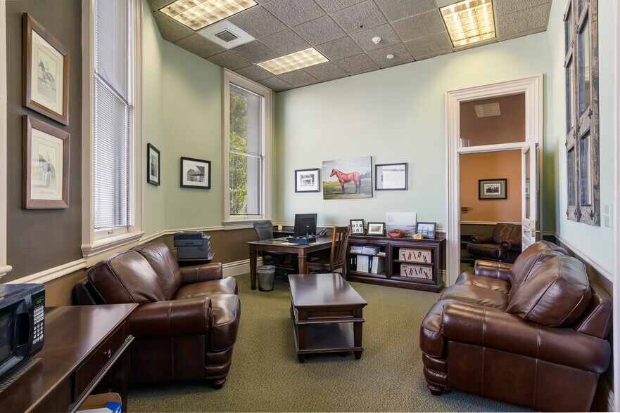 More Photos Of 621 Pacific Ave, Tacoma Office For Lease