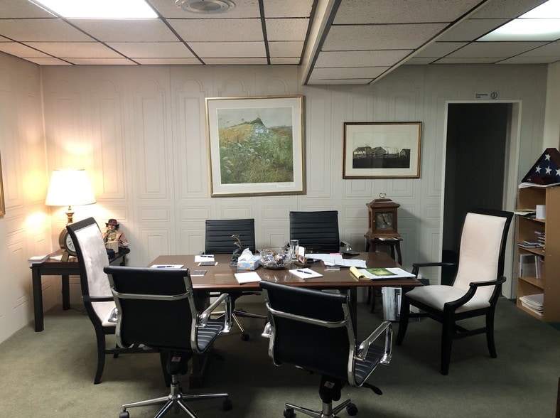 More Photos Of 808 N Union St, Wilmington Religious Facility For Lease