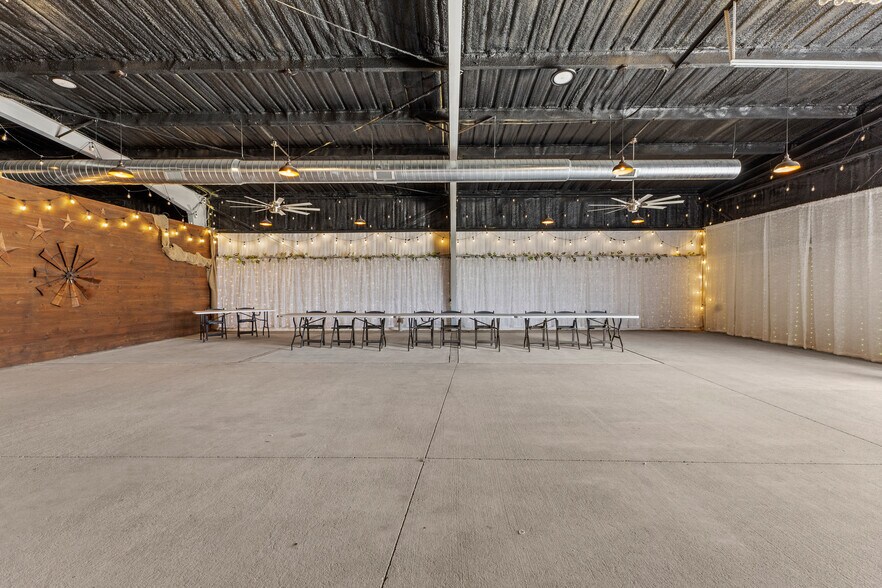 More Photos Of 20500 N 2810 Rd, Kingfisher Lodge Meeting Hall For Sale