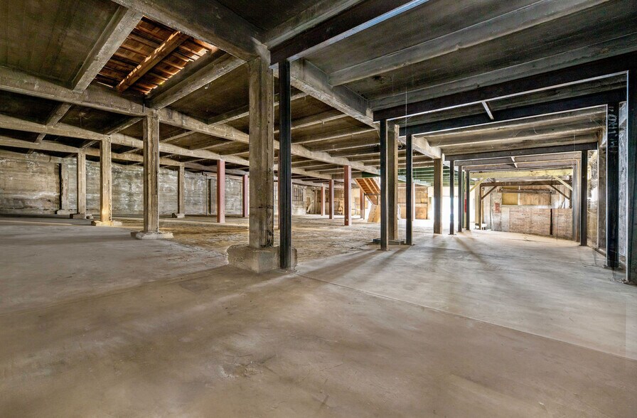 More Photos Of 210 Broad St, Nevada City Freestanding For Sale