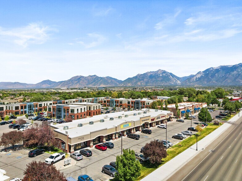 More Photos Of 1086 W South Jordan Pky, South Jordan Freestanding For Sale