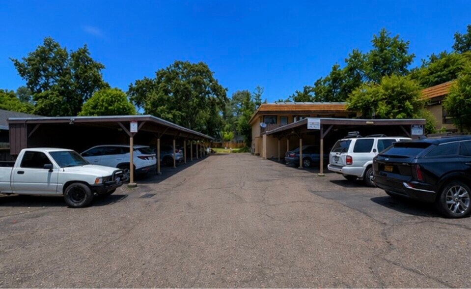 More Photos Of 6015 Montecito Blvd, Santa Rosa Apartments For Sale