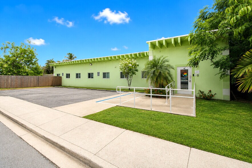 More Photos Of 412 SW 5th St, Homestead Healthcare For Lease