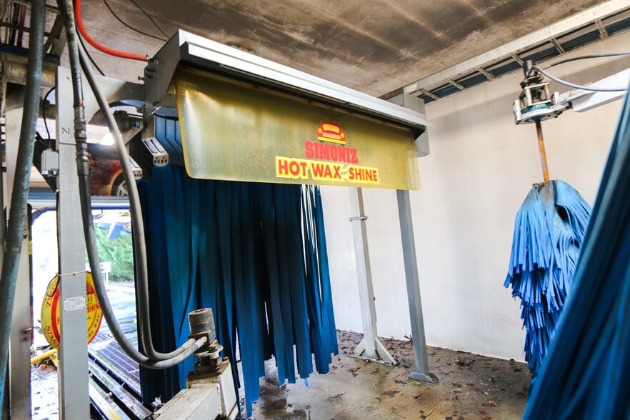 More Photos Of 950 McEver Rd, Gainesville Carwash For Sale