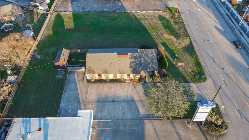 More Photos Of 1810 25th Ave N, Texas City Medical For Sale