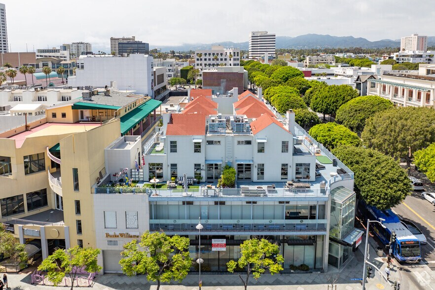 More Photos Of 331 Santa Monica Blvd, Santa Monica Apartments For Lease