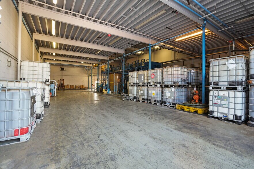 More Photos Of 1711 Woodland Ave, Columbus Warehouse For Lease