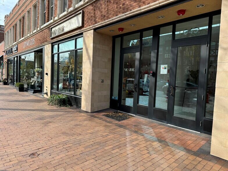 More Photos Of 643 Central Ave, Highland Park Storefront Retail Residential For Lease