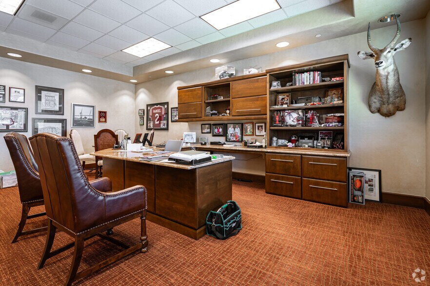 More Photos Of 18750 Interstate 45, Spring Unknown For Lease