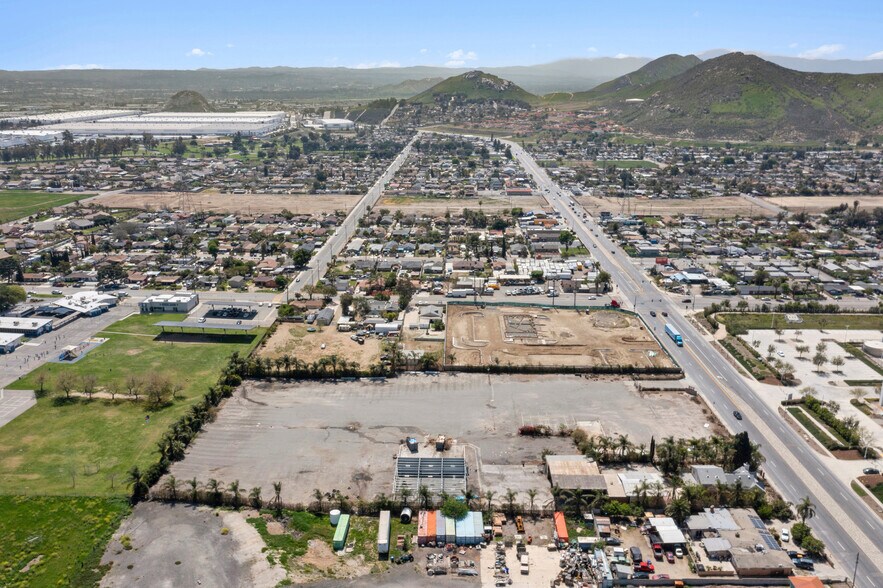 More Photos Of 11205 Cedar Ave, Bloomington Land For Sale