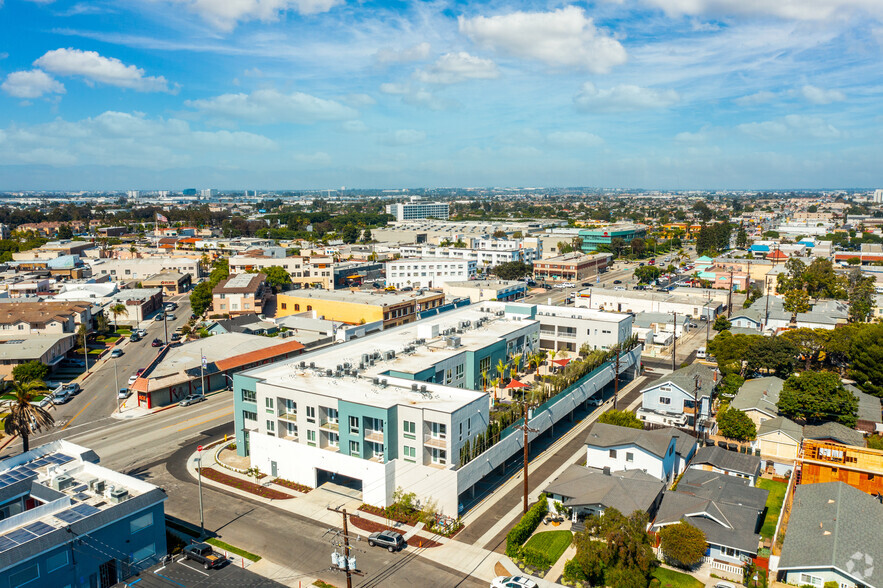 Primary Photo Of 1978 W Carson St, Torrance Apartments For Lease