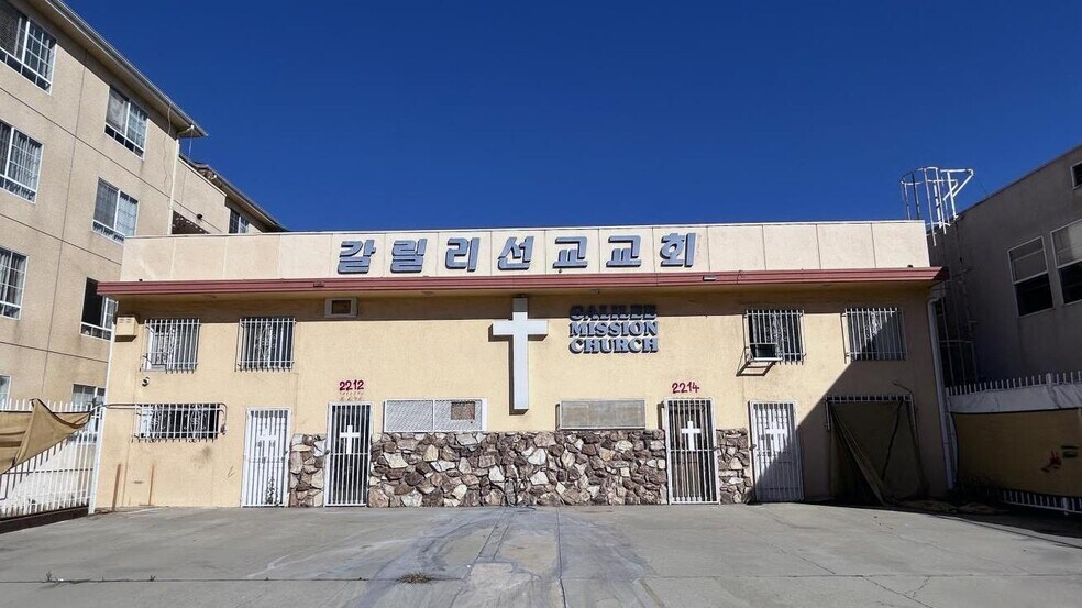 Primary Photo Of 2214 S Western Ave, Los Angeles Warehouse For Lease
