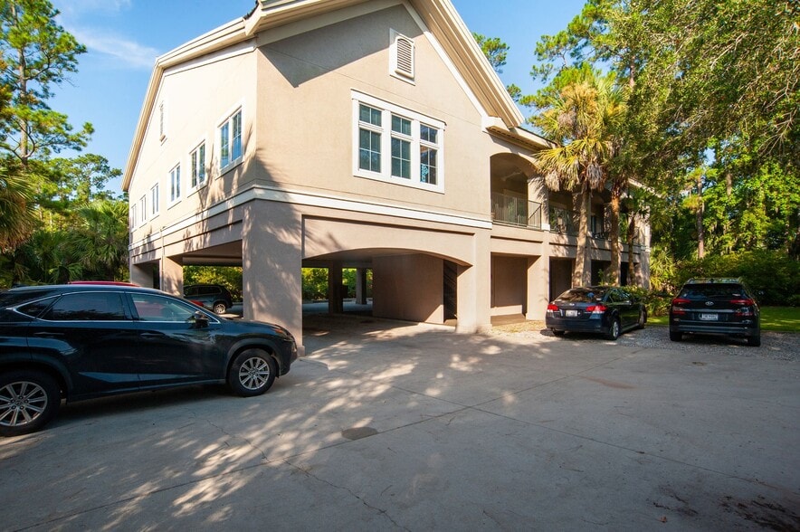 More Photos Of 1544 Fording Island Rd, Hilton Head Island Medical For Sale