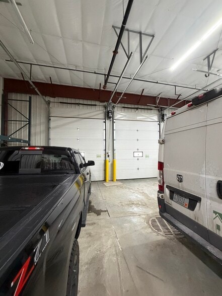 More Photos Of 4803 Michaels Dr, Appleton Freestanding For Sale