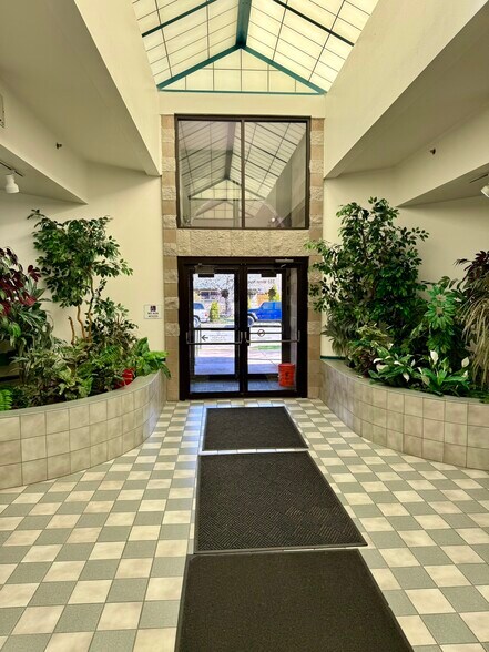 More Photos Of 333 W Nye Ln, Carson City Office For Sale