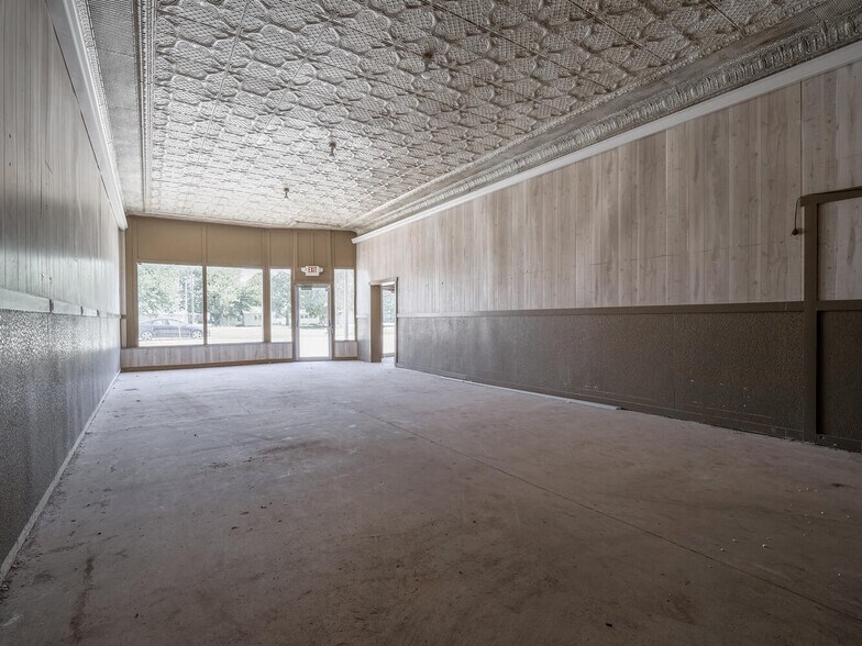 More Photos Of 323 Main St, Shirley Storefront Retail Office For Sale