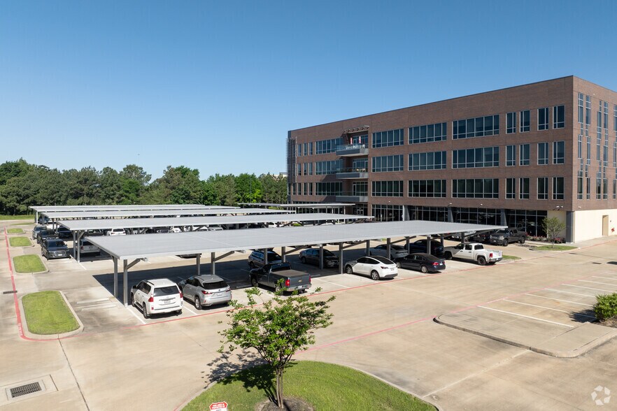 More Photos Of 18211 Katy Fwy, Houston Office For Lease