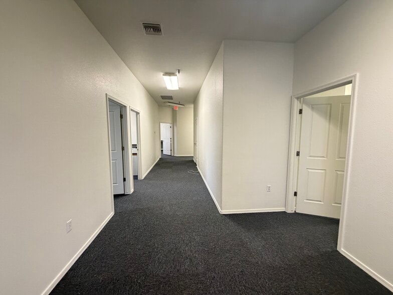 More Photos Of 1515 N Lake Havasu Ave, Lake Havasu City General Retail For Sale