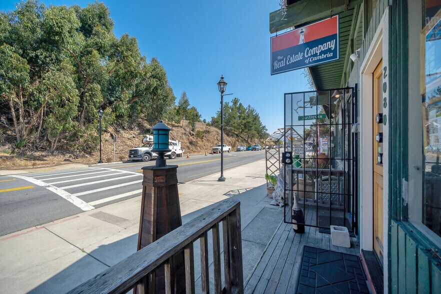 More Photos Of 2086 Main St, Cambria Freestanding For Lease