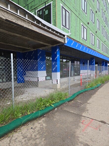 More Photos Of 448 South Park Ave, Buffalo General Retail For Lease