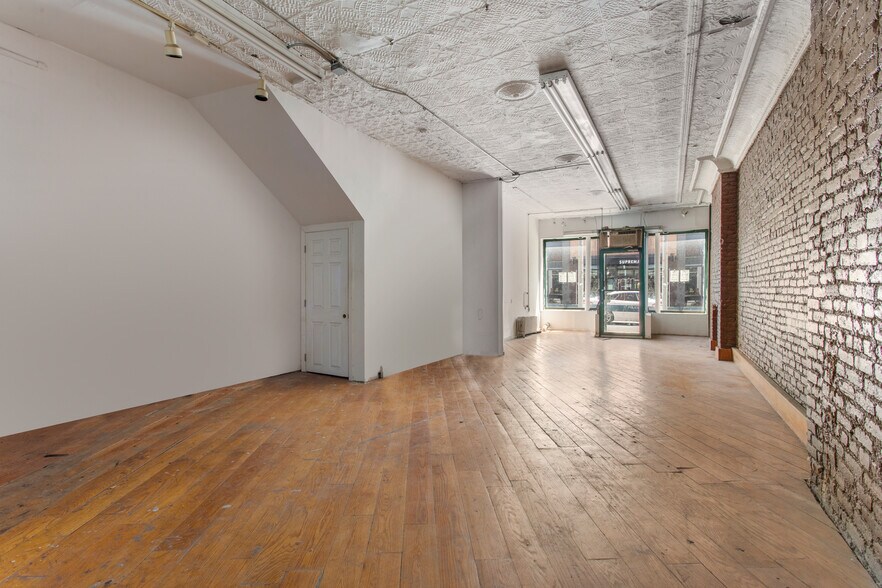 More Photos Of 306 Bleecker St, New York Apartments For Lease