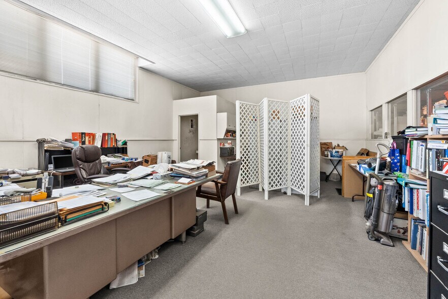 More Photos Of 1000 American St, San Carlos Warehouse For Sale