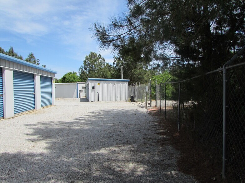 More Photos Of 3151 Franklin Pky, Franklin Specialty For Sale