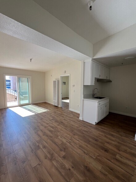 More Photos Of 839 N Summit Ave, Pasadena Apartments For Sale
