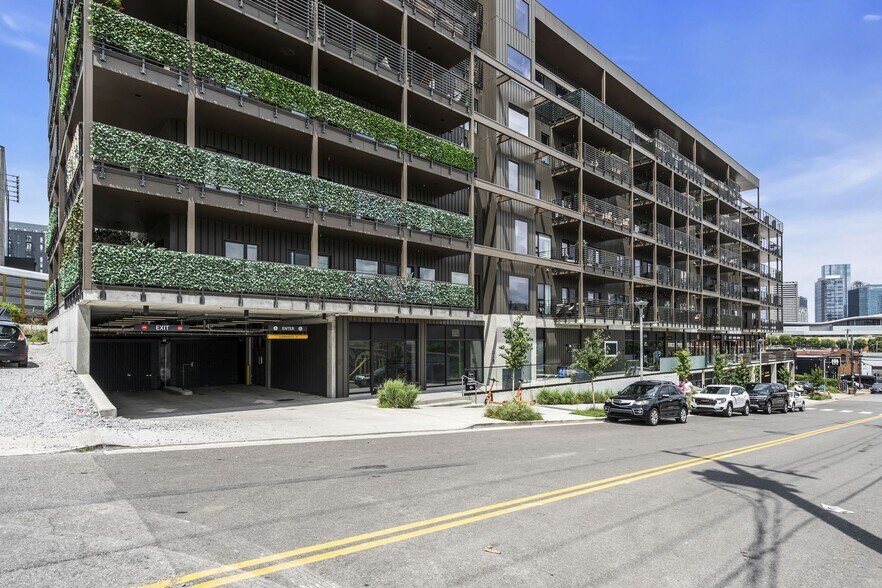 More Photos Of 635 7th Ave S, Nashville Apartments For Lease