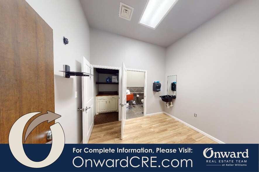 More Photos Of 688 Alliance Pky, Hewitt Medical For Lease